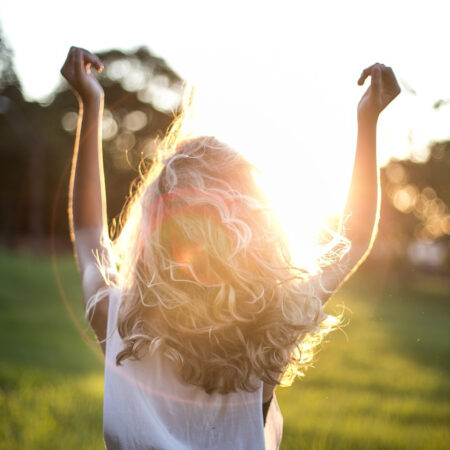 How to Pick the Perfect Summer Wig