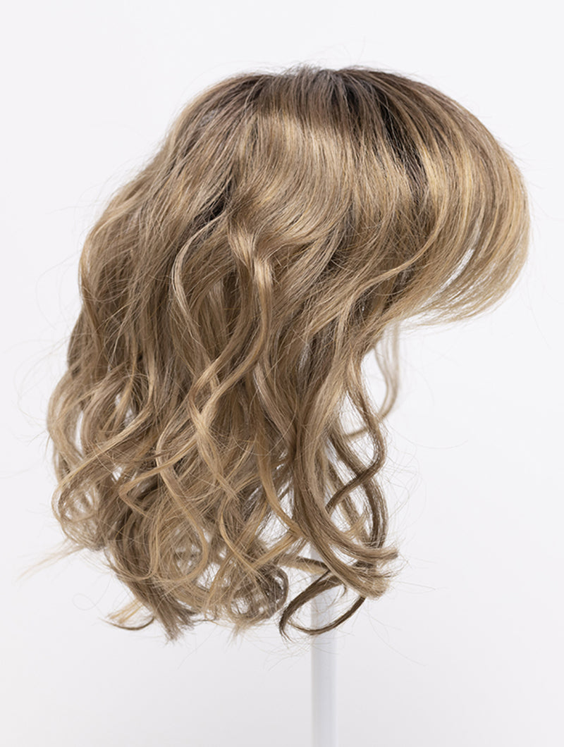 Making Waves Topper